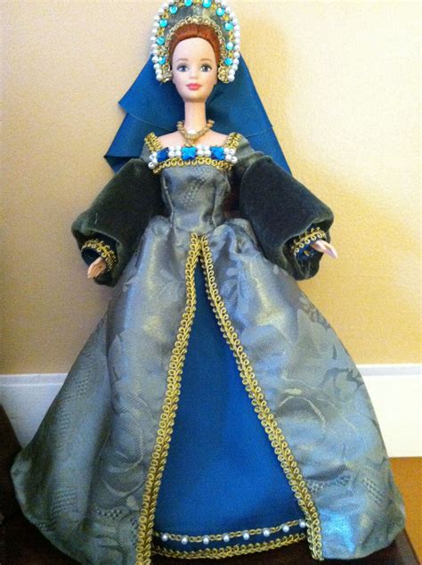 Vestido de barbie tudor 